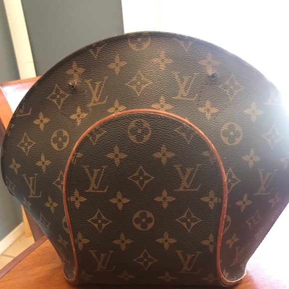 Louis Vuitton Ellipse PM